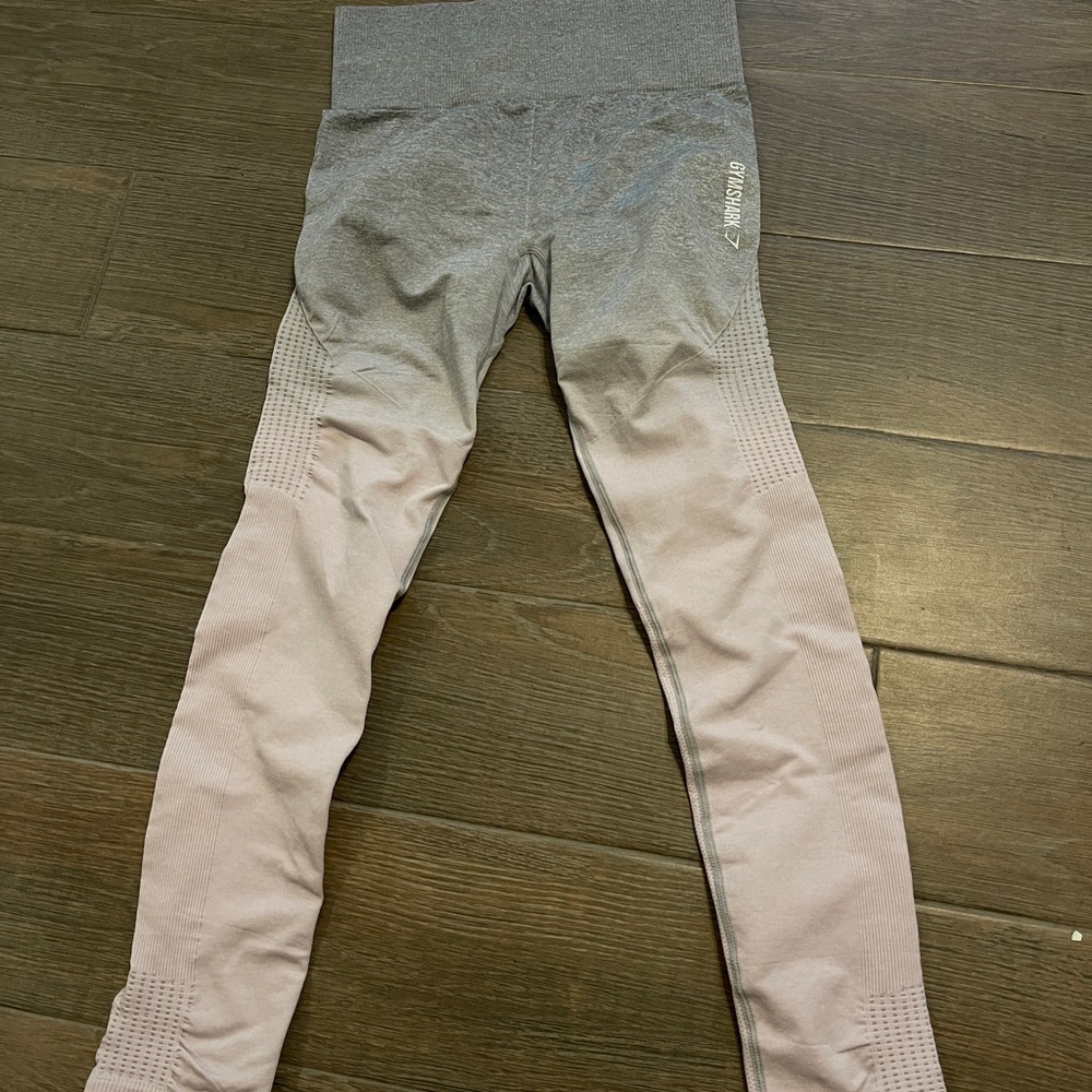 Gymshark ombré grey to pink medium size leggings